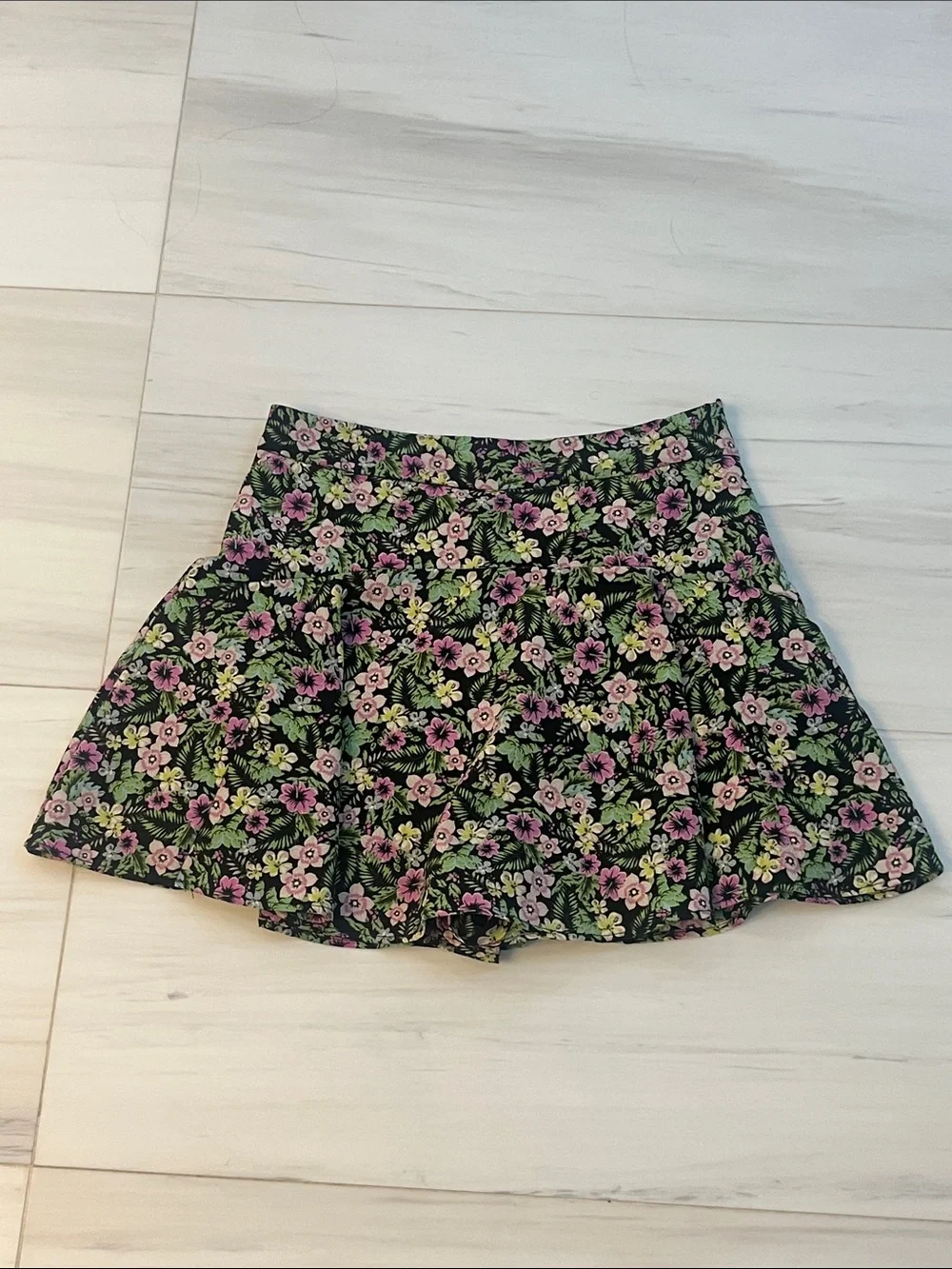 Zara Floral A-Line Mini Skort